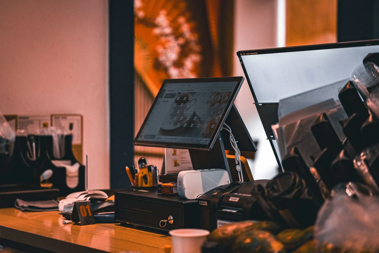 Εσωτερικό εστιατορίου με σύστημα cloud POS